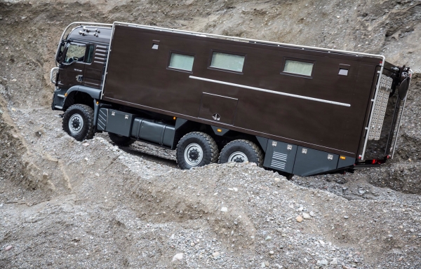 Peter Pan Trucks Special Vehicles & Expedition Vehicles